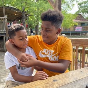 Meet your Posher, Elwyn